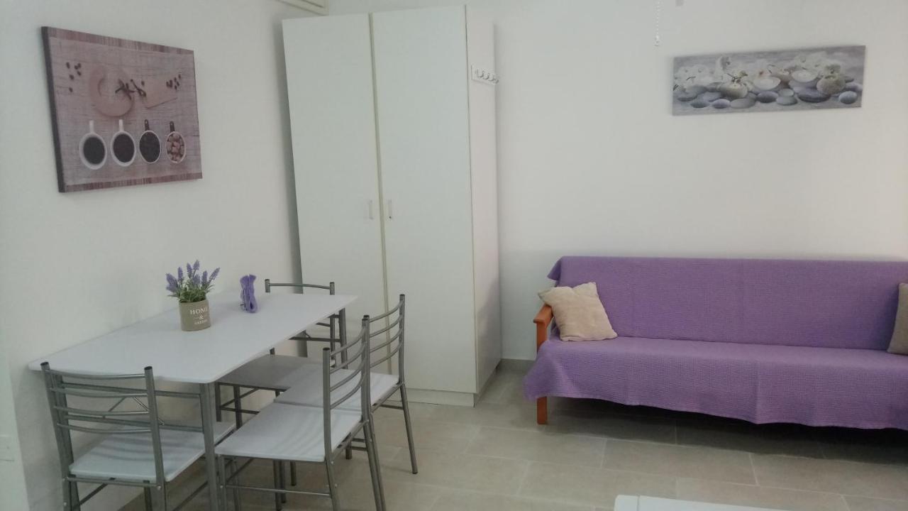 Lca4 Flat For You Apartment Larnaca Bagian luar foto