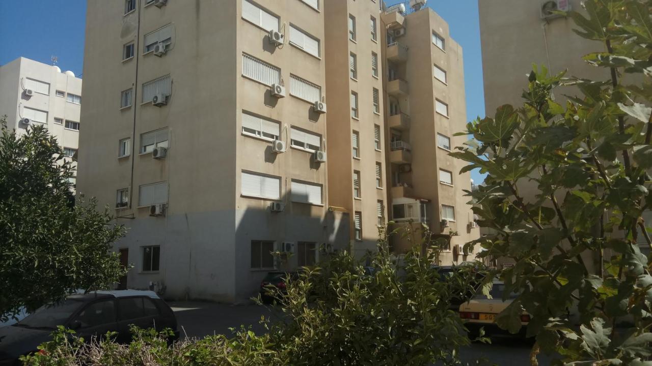 Lca4 Flat For You Apartment Larnaca Bagian luar foto